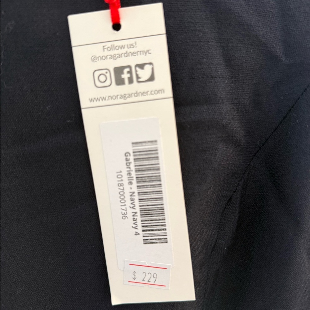 NWT- Nora Gardner Gabrielle Navy Dress size size 4 - Picture 4 of 4